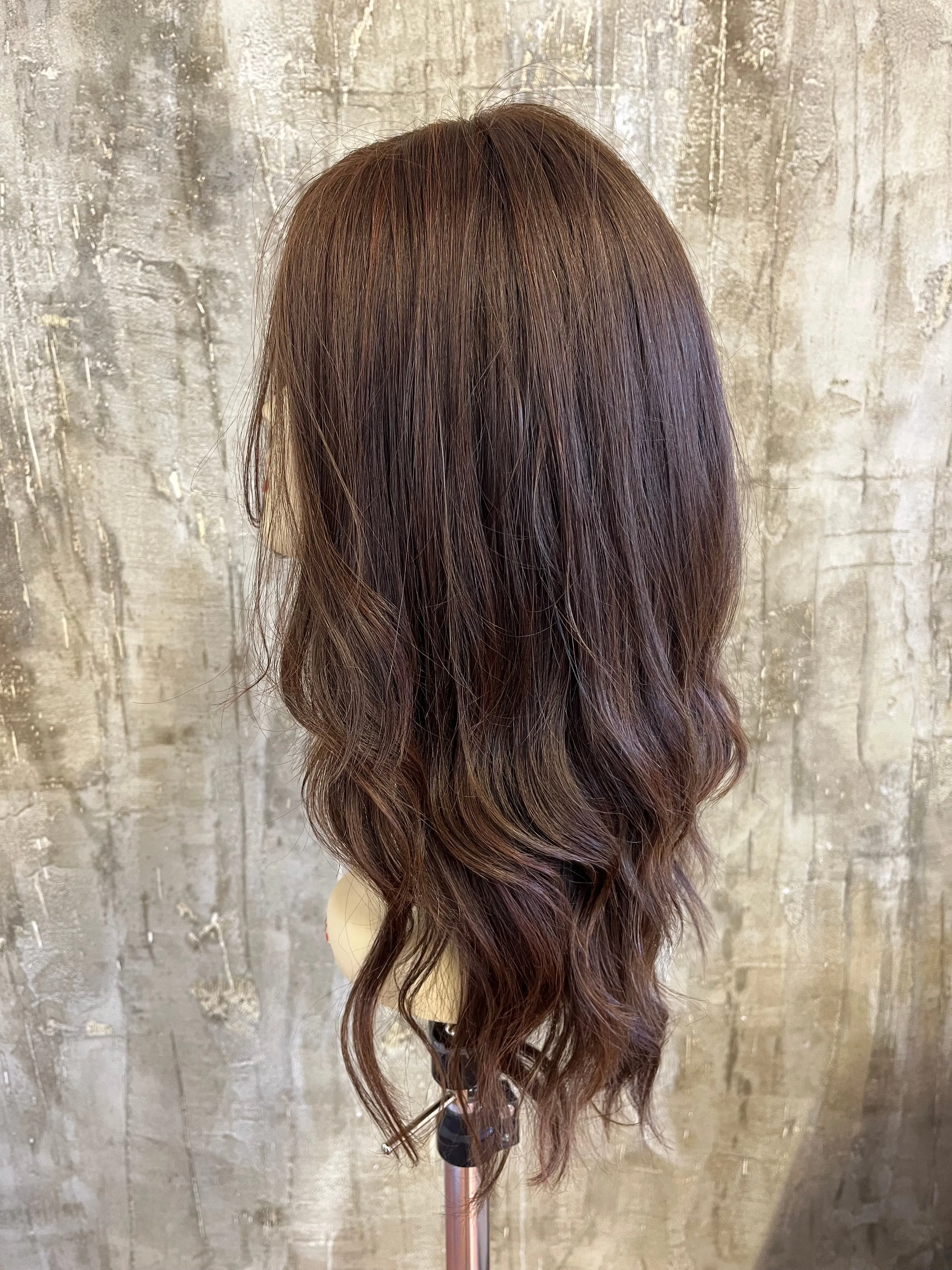 100% EUROPEAN PROCESSED HUMAN HAIR 22" BROWN