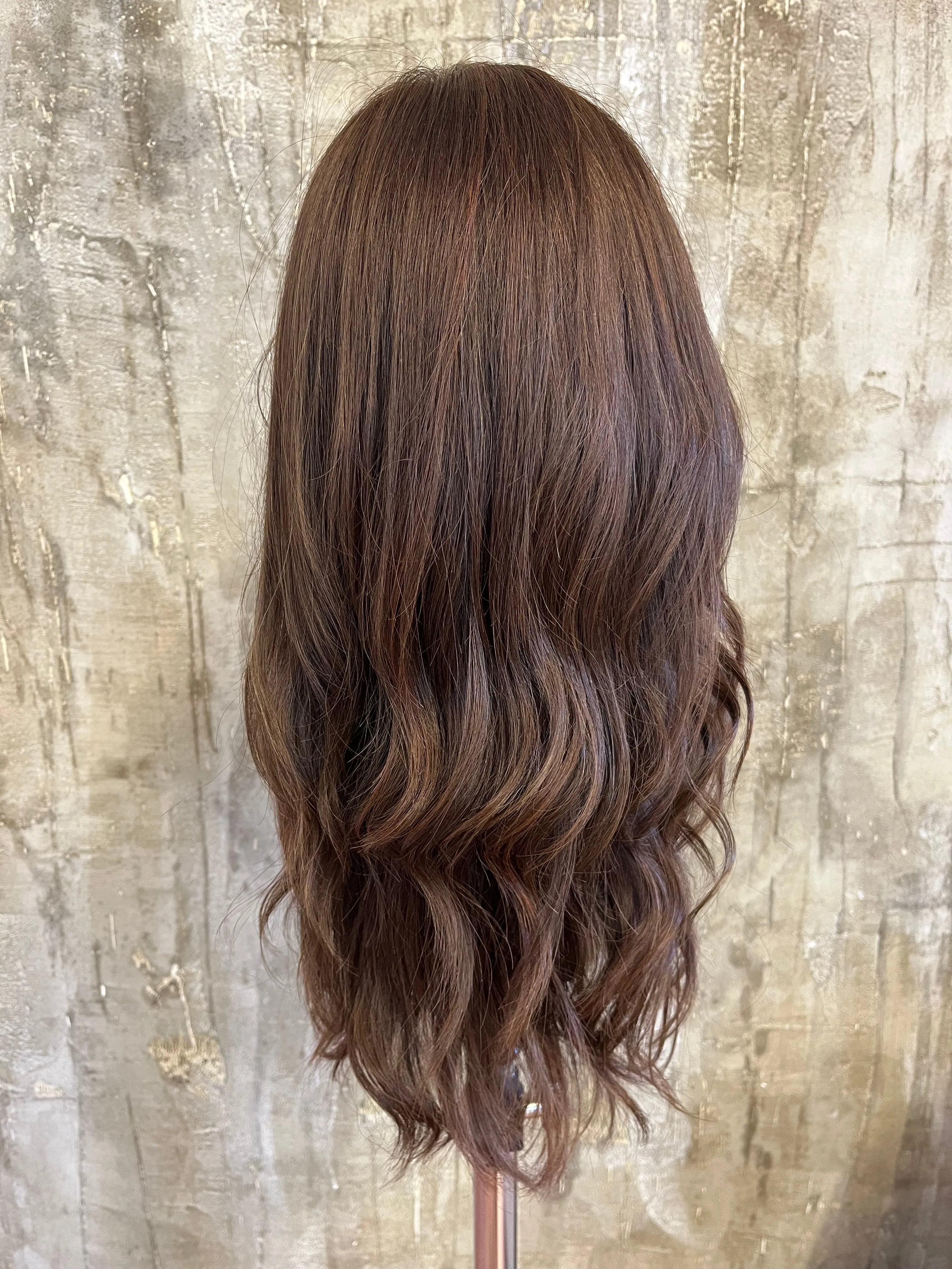 100% EUROPEAN PROCESSED HUMAN HAIR 22" BROWN