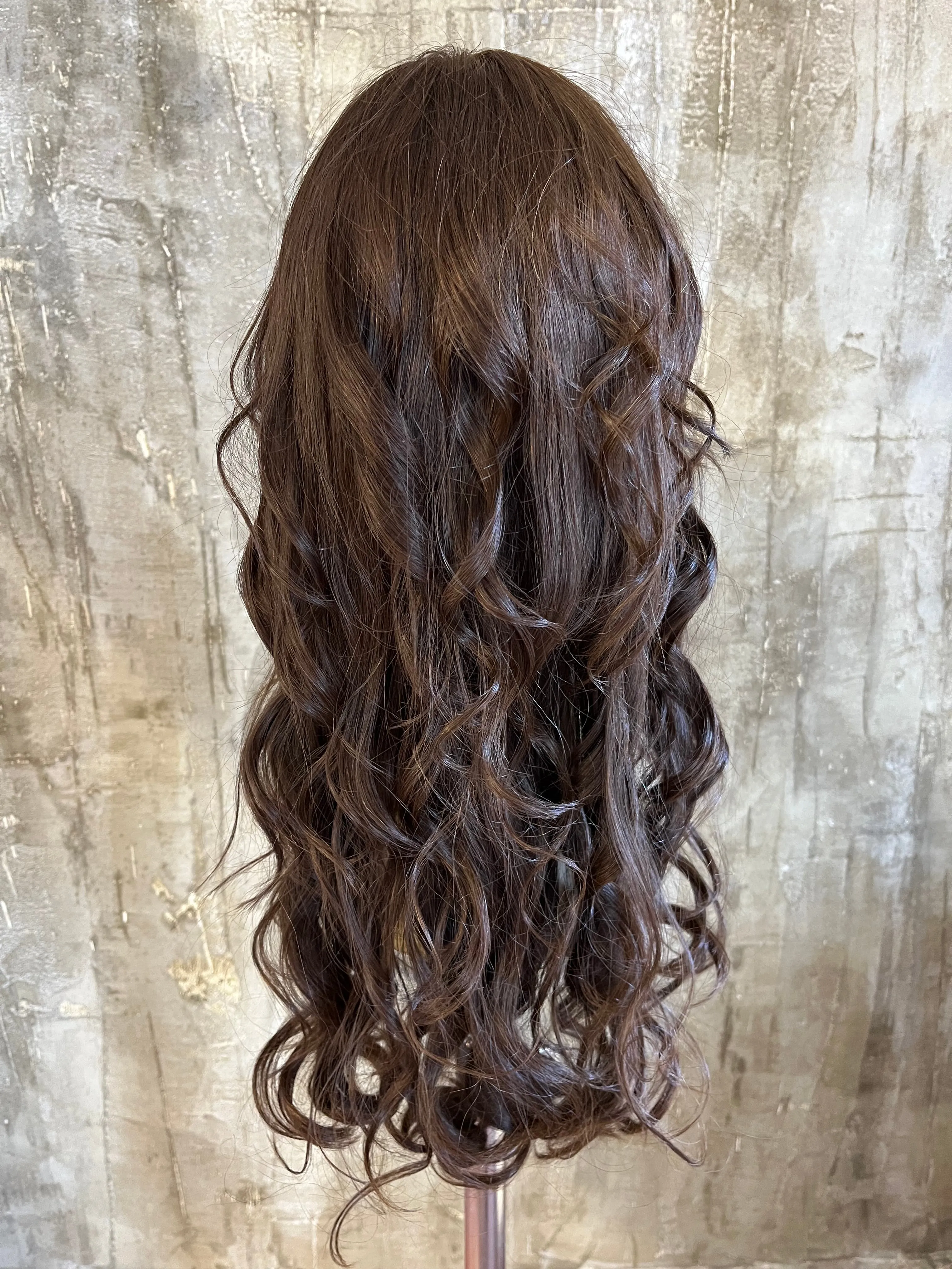 100% EUROPEAN PROCESSED HUMAN HAIR 24" BROWN