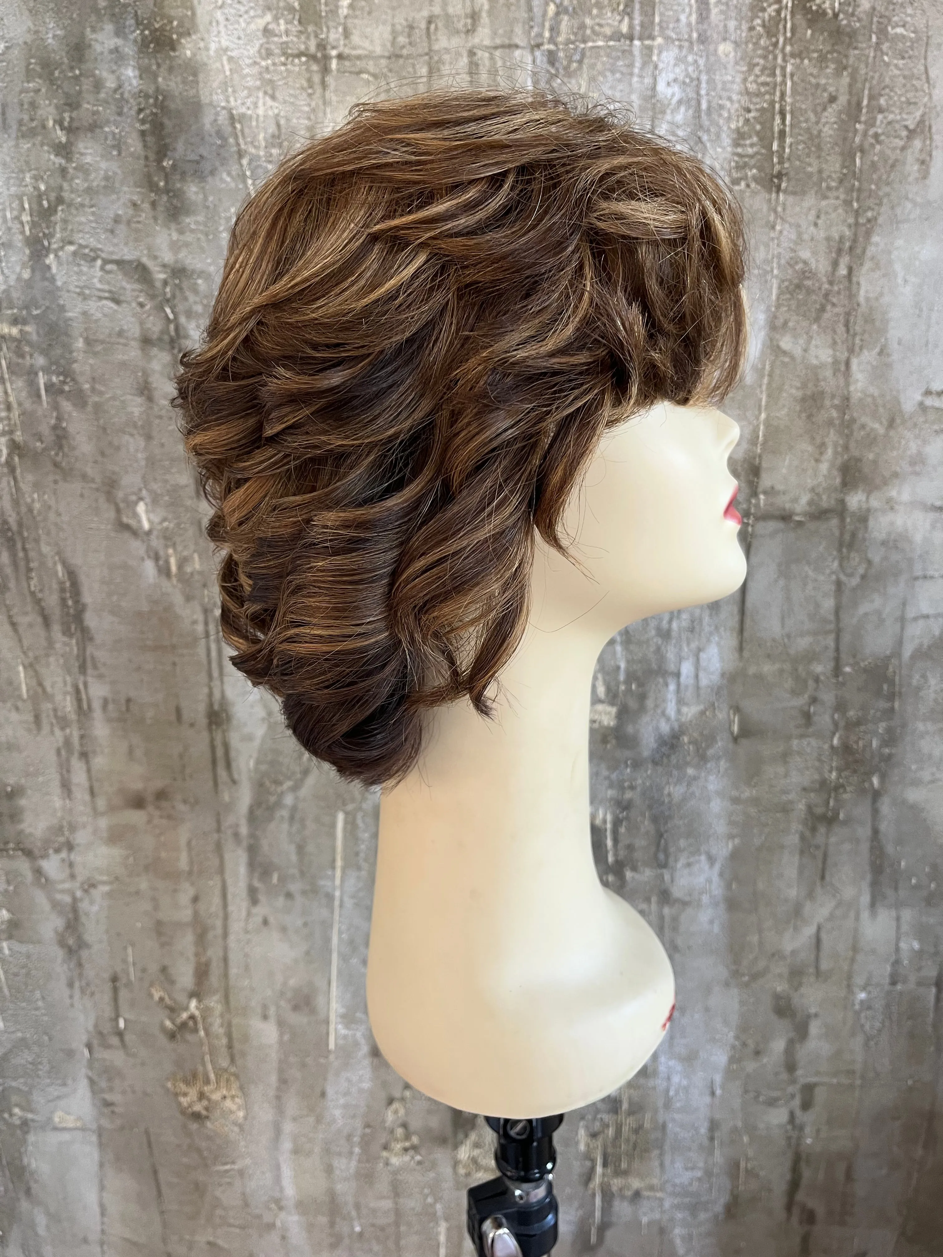 100% EUROPEAN VIRGIN HUMAN HAIR 13" DIRTY BLOND WITH BLOND STREAKS