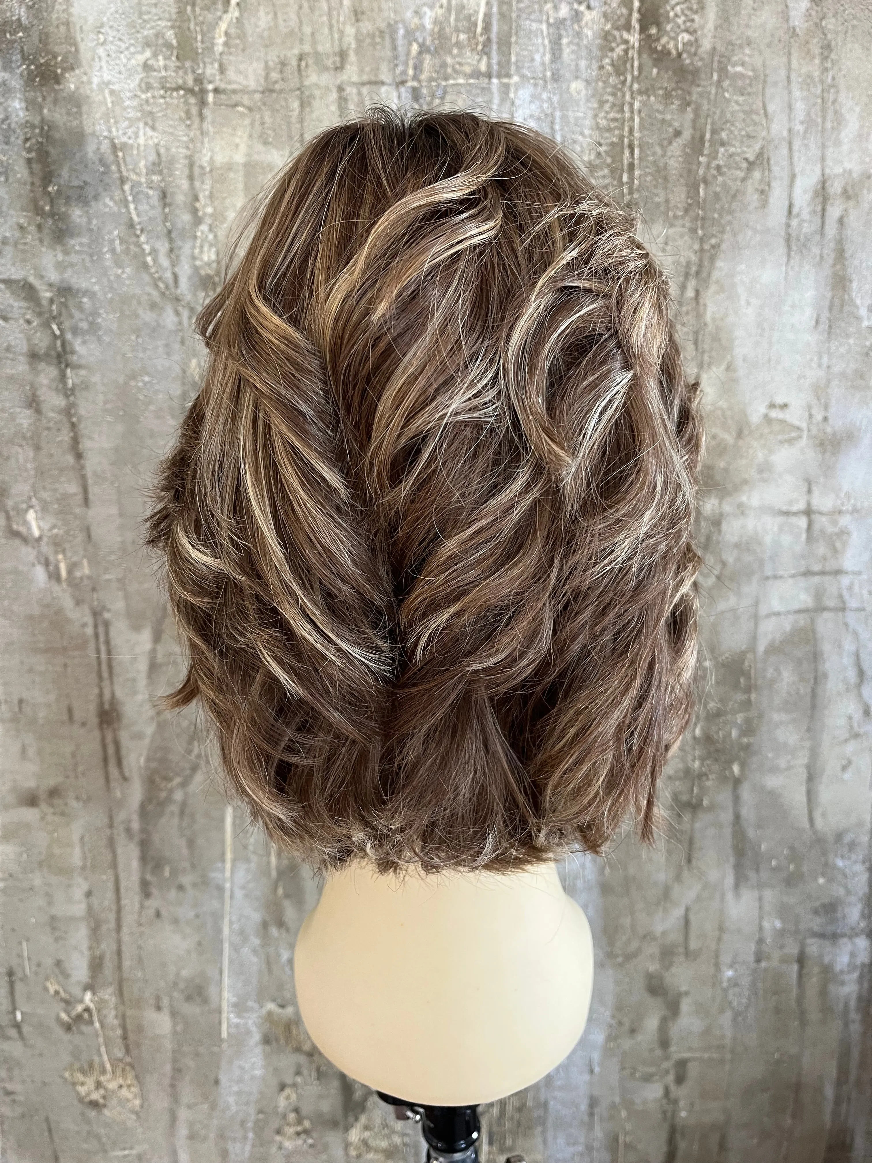 100% EUROPEAN VIRGIN HUMAN HAIR 14" DIRTY BLOND WITH BLOND HIGHLIGHTS