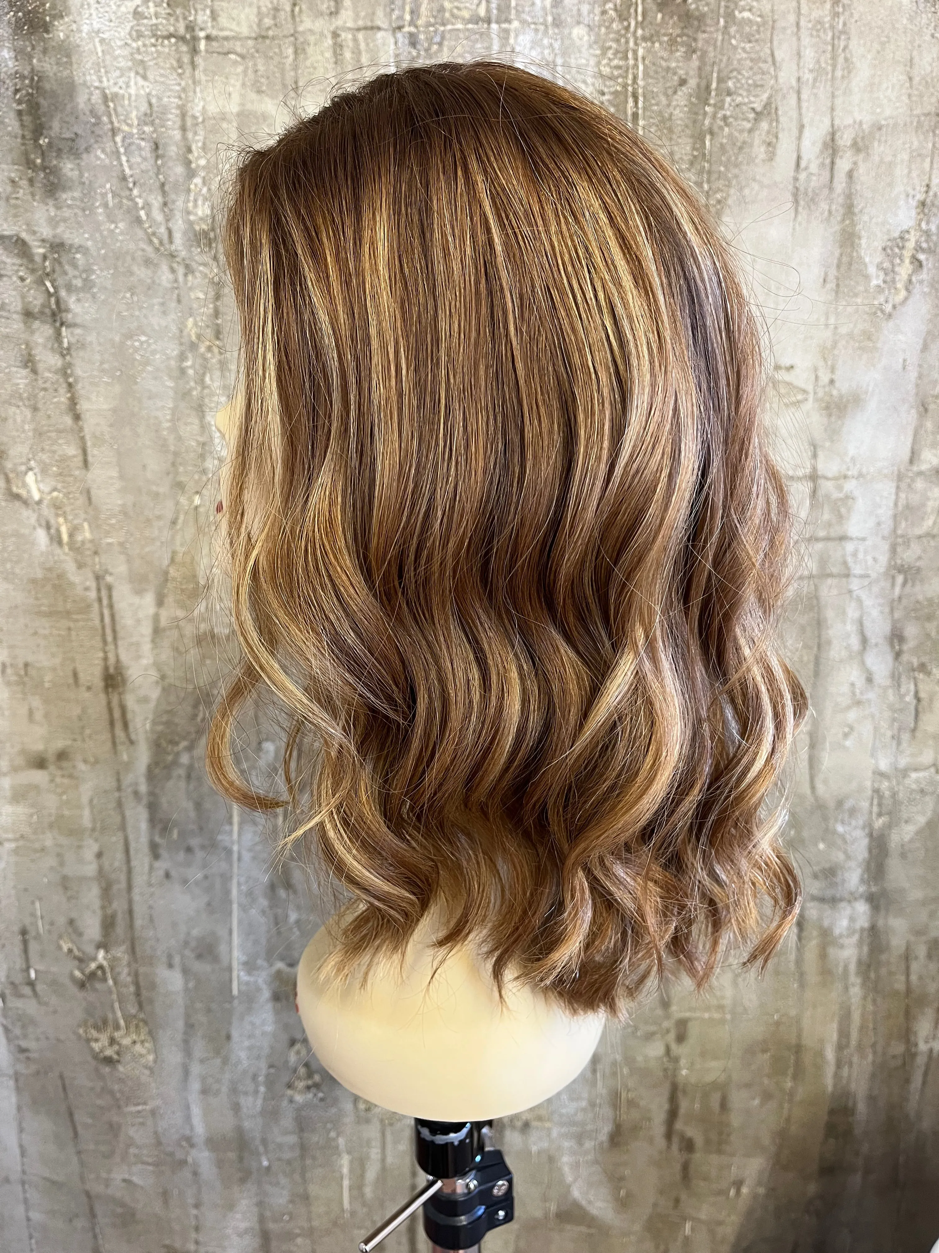 100% EUROPEAN VIRGIN HUMAN HAIR 18" STRAWBERRY BLOND