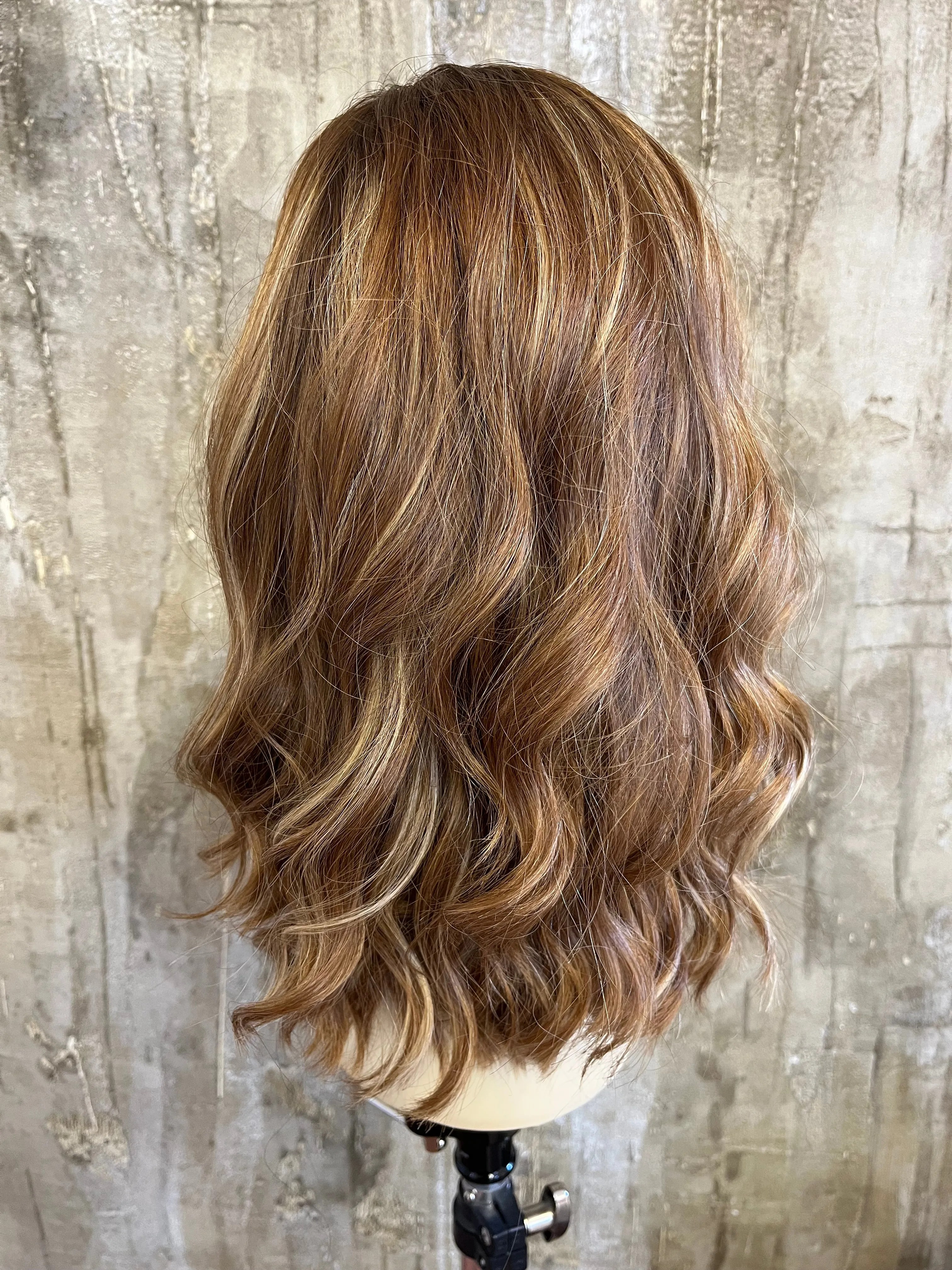100% EUROPEAN VIRGIN HUMAN HAIR 18" STRAWBERRY BLOND