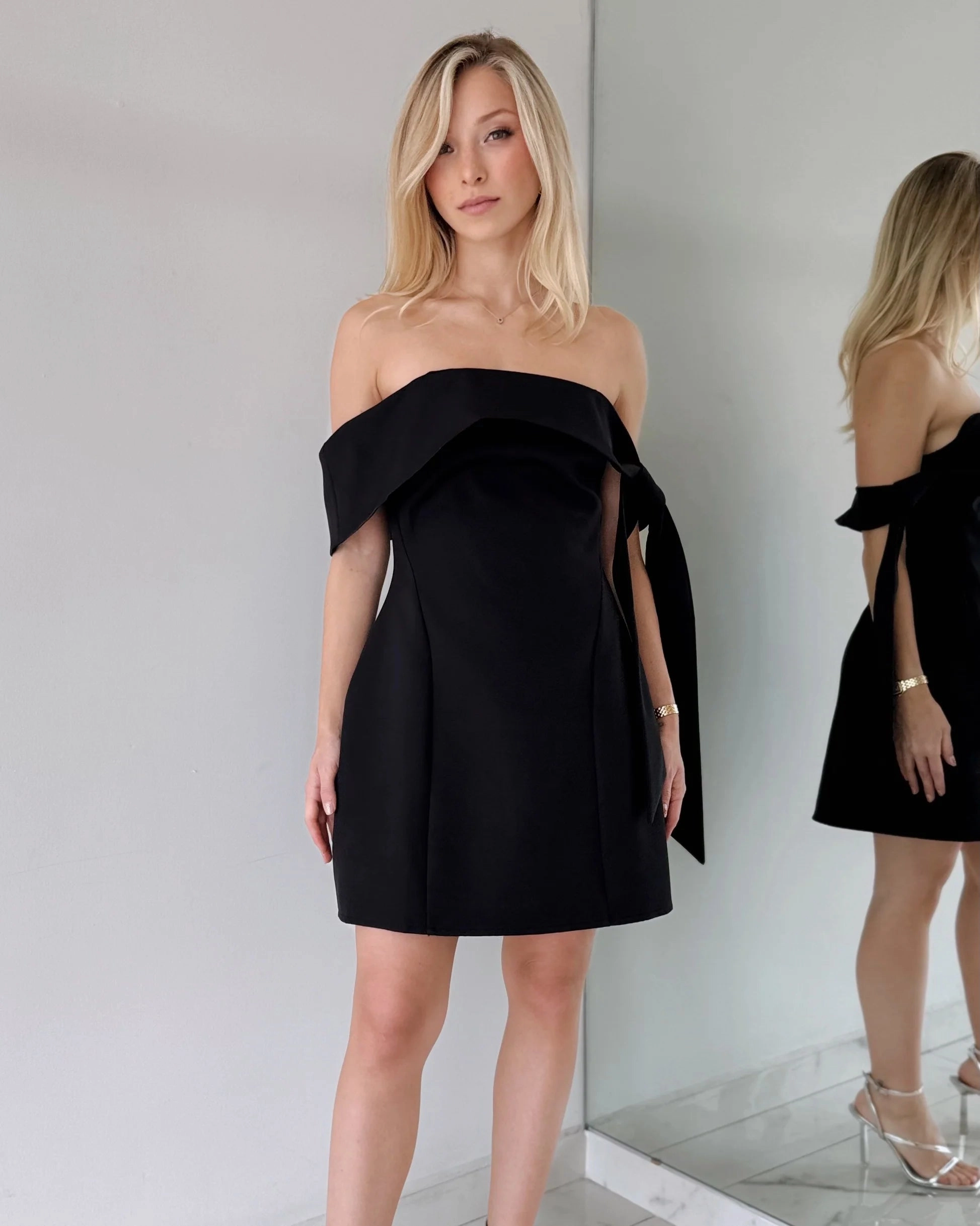 BLACK OFF SHOULDER MINI DRESS