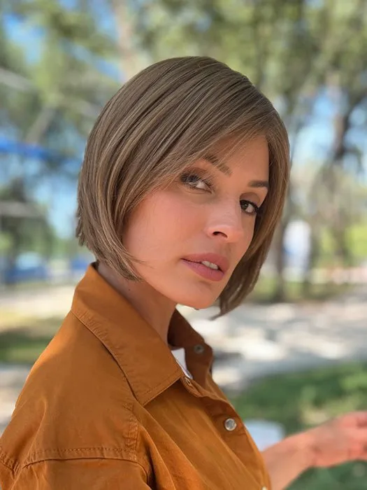 Star | Synthetic Lace Front Wig (Hand-Tied)